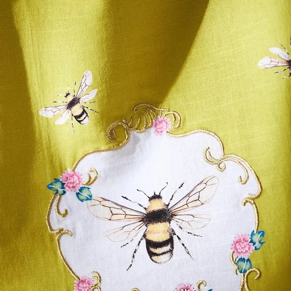 NWT Anthropologie Lou Rota Queen Bee Kitchen Dish Tea Towel